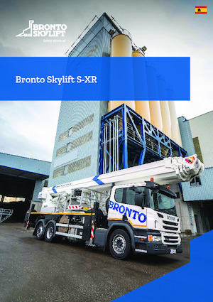 Nacelles télescopiques sur camion Bronto Skylift S70XR