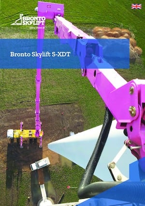 Nacelles télescopiques sur camion Bronto Skylift S46XDT