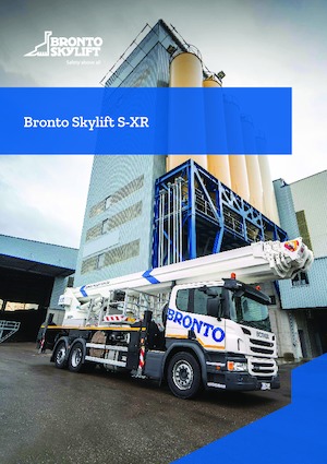 Nacelles télescopiques sur camion Bronto Skylift S47XR