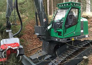 Machines forestières Abatteuse forestière Neuson Forest 103HV