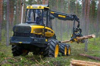 Machines forestières Abatteuse forestière Ponsse Ergo