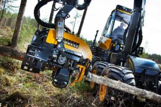 Machines forestières Abatteuse forestière Ponsse Fox