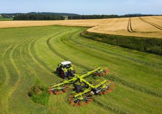Andaineurs rotatifs Claas Liner 4700 Business pro 