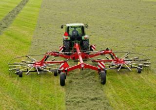 Andaineurs rotatifs Fella TS 10055