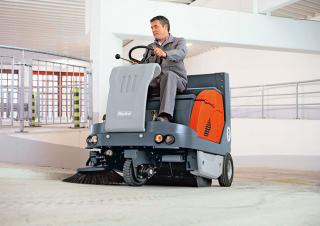 Équipement maintenance  estival Balayeuses de rue Balayeuses compactes Hako Sweepmaster B 1200 RH