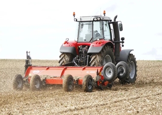 Broyeurs Kuhn BC 4000