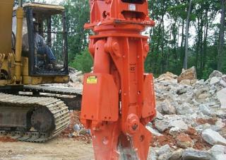 Pièces jointes Broyeurs de béton NPK M-20G