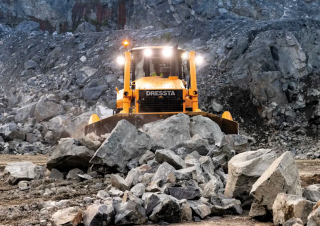 Bulldozers Dressta TD 25M