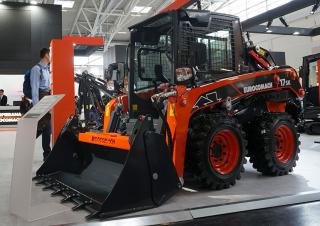 Chargeurs compacts Eurocomach 17 SK