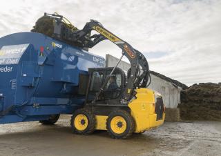 Chargeurs compacts New Holland L220