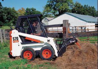 Chargeurs compacts Bobcat S70
