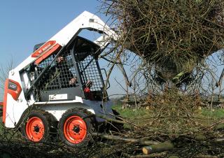Chargeurs compacts Bobcat S100