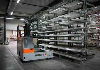 Chariots élévateurs à fourche à chargement latéral Chargeurs latéraux électriques Hubtex DS 30 EL