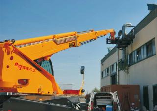 Chariot Élévateur avec châssis tounant Dieci Pegasus 40.25