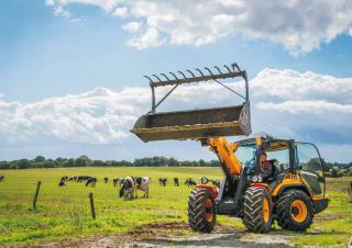 Valet de ferme Dieci Agri Pivot T50