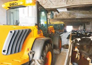 Valet de ferme Dieci Agri Pivot T50