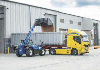 Chariot Élévateur Télescopique New Holland LM 7.42 Elite