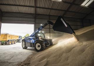 Chariot Élévateur Télescopique New Holland LM 7.42 Elite