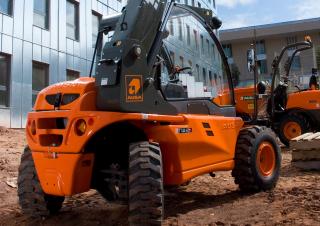 Chariot Élévateur Télescopique Ausa T 144 H
