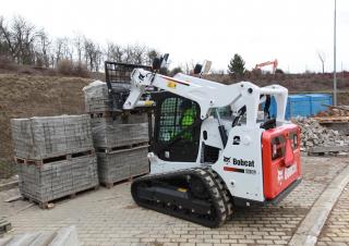 Chargeurs compacts Bobcat T590