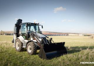 Chargeuses pelleteuses Hidromek HMK 102 B Alpha