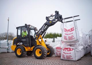 Chargeuses sur pneus JCB 403