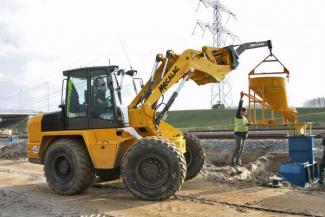 Chargeuses sur pneus Ahlmann AS 150 e