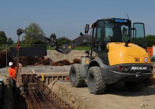 Chargeuses sur pneus Mecalac AS900