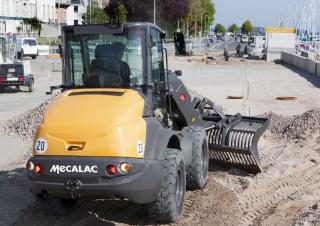 Chargeuses sur pneus Mecalac AS900