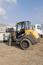 Chargeuses sur pneus Mecalac AX 700
