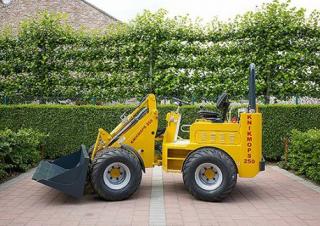 Chargeuses sur pneus Gebr. Geens KM250
