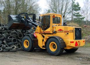 Chargeuses sur pneus Ljungby L 13