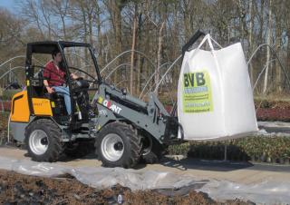 Chargeuses sur pneus Giant V 452 T X-TRA