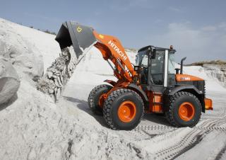 Chargeuses sur pneus Hitachi ZW 140