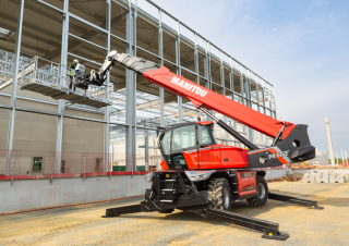 Chariot Élévateur avec châssis tounant Manitou MRT-X 3060