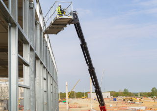 Chariot Élévateur avec châssis tounant Manitou MRT-X 3060