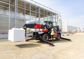 Chariot Élévateur avec châssis tounant Manitou MRT-X 3060