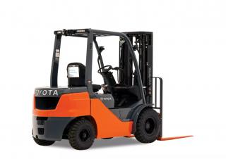 Chariots élevateurs frontaux à gaz Toyota 50-8FG35U