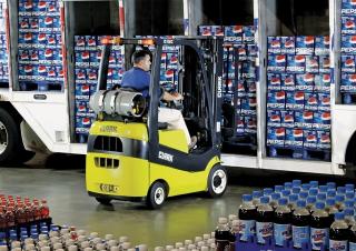 Chariots élevateurs frontaux à gaz Clark C15L
