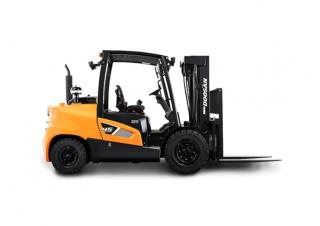 Chariots élevateurs frontaux diesel Doosan D45S-9