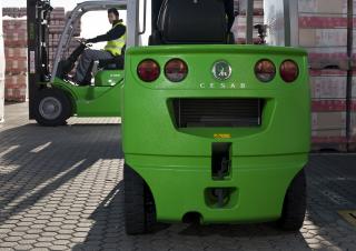 Chariots élevateurs frontaux diesel Cesab M 335