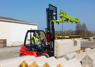 Chariots élevateurs frontaux diesel Manitou MI 25 D