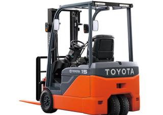 Chariots élevateurs frontaux  electriques Toyota 8FBE18U