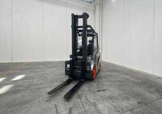 Chariots élevateurs frontaux  electriques Carer A 60 SC