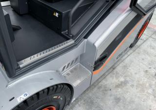 Chariots élevateurs frontaux  electriques Carer B 60 HD