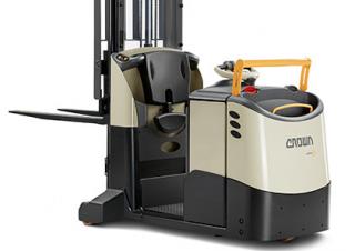 Chariots élevateurs frontaux  electriques Crown FC 5245 2.5