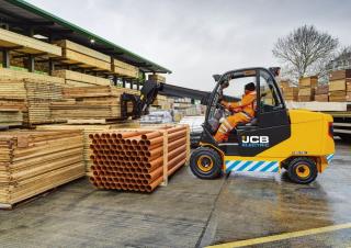 Télescopiques électriques JCB 30-19E 