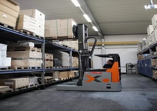 Chariots élévateurs pousseurs électriques Hubtex SQ 50 PU