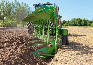 Charrue Amazone Cayron 200 V