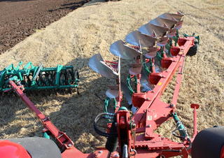 Charrue Kverneland ED 100/300